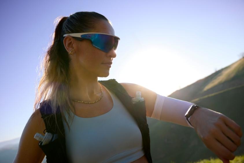 Oakley Meta Vanguard Garmin Strava